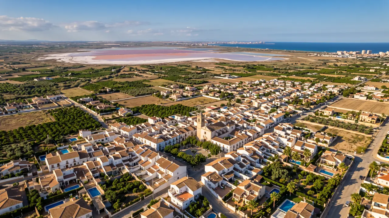 Luchtfoto van Los Montesinos aan de Spaanse kust